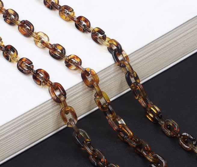Chunky Resin Eyewear Chain Bowlift