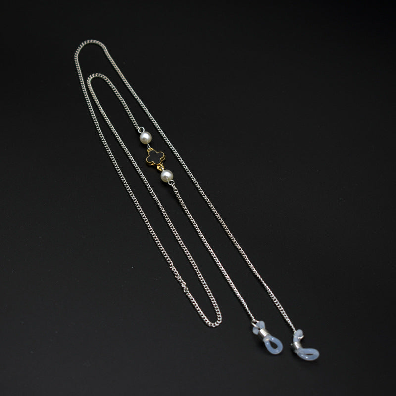 Elegant Layered Eyewear Chain Bowlift