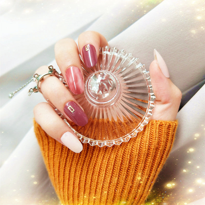 Glamorous Glittering Press-On Nail Set