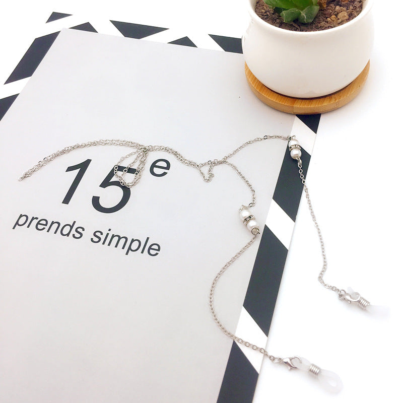 Premium Silver-Linked Eyewear Chain Bowlift