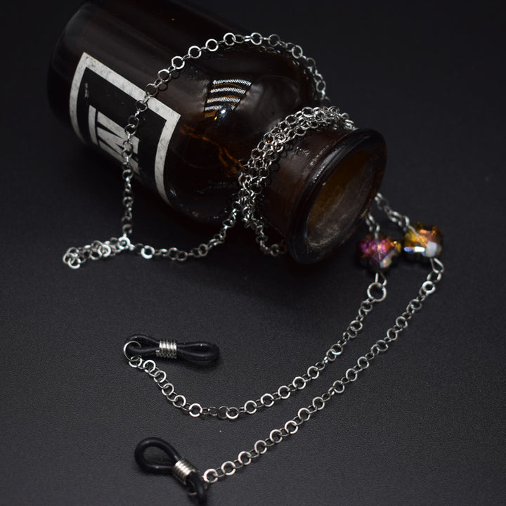 Elegant Gemstone Accented Eyewear Chain Bowlift
