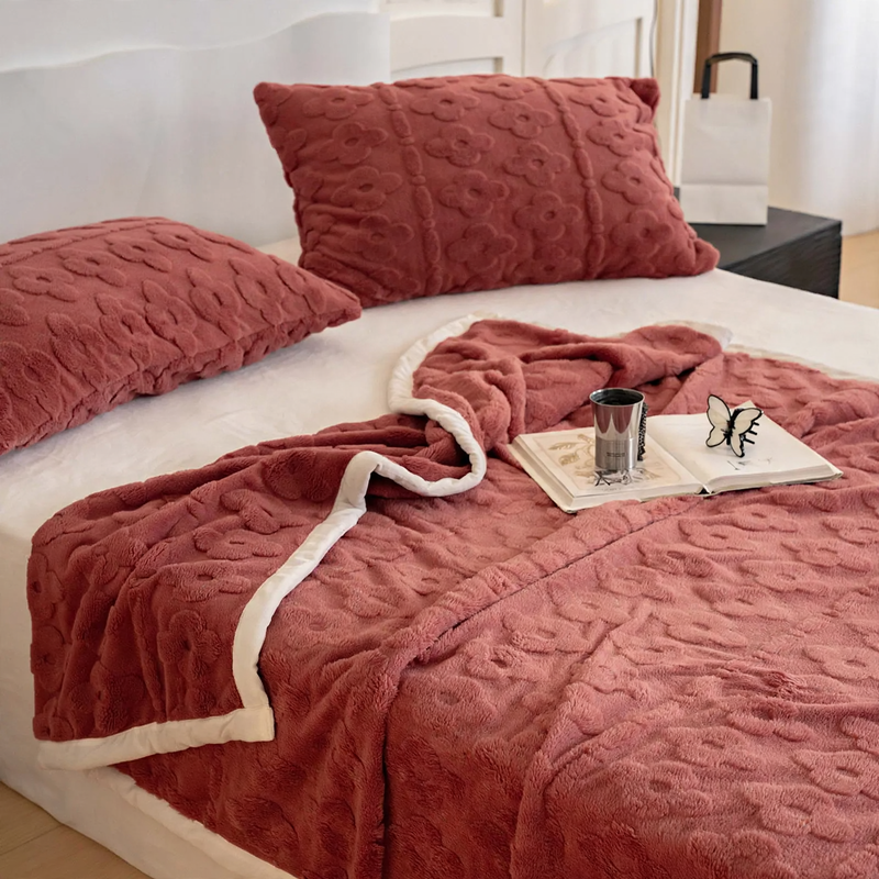 Coral fleece throw blanket, 400 g/m²