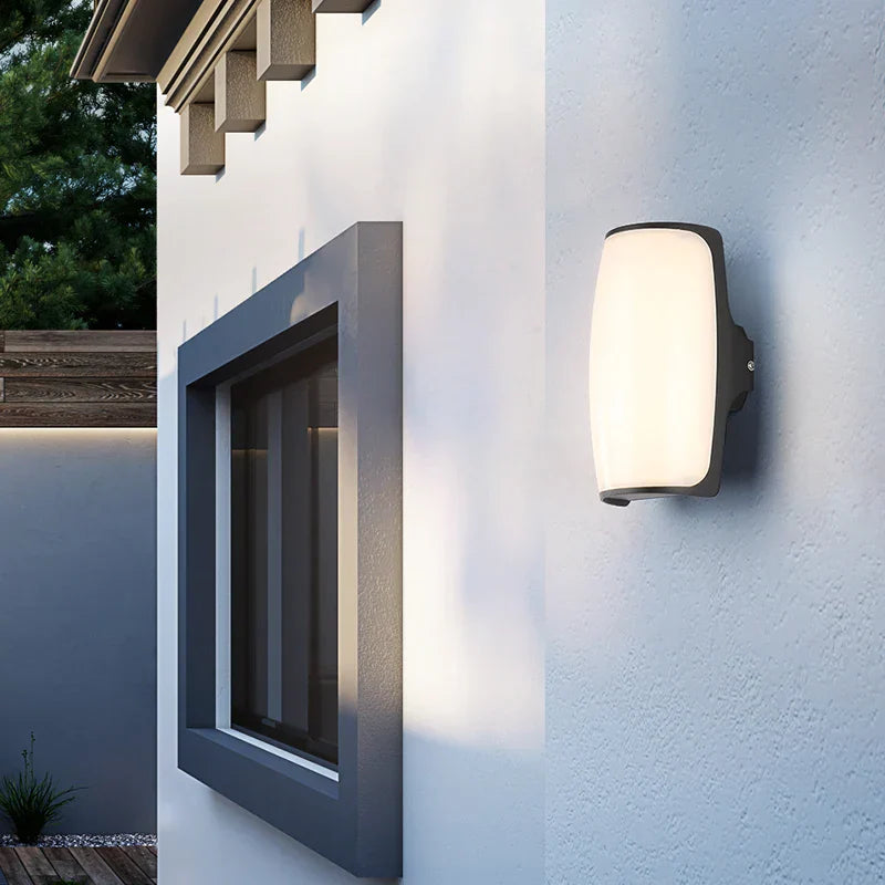 Waterproof LED Wall Light for Outdoors – Energy-Efficient Lighting for Garden and Terrace | Bowlift