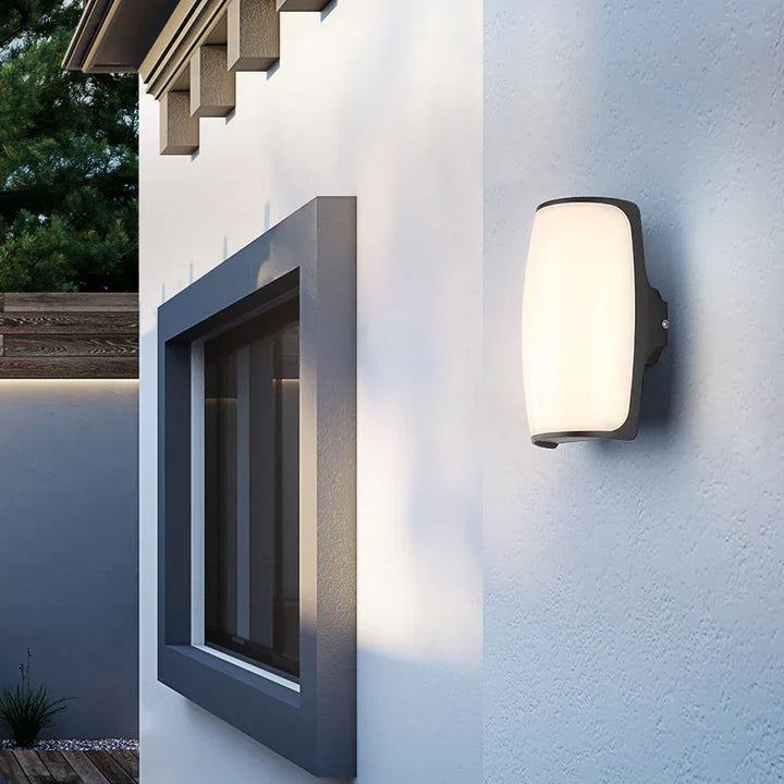 Waterproof LED Wall Light for Outdoors – Energy-Efficient Lighting for Garden and Terrace | Bowlift