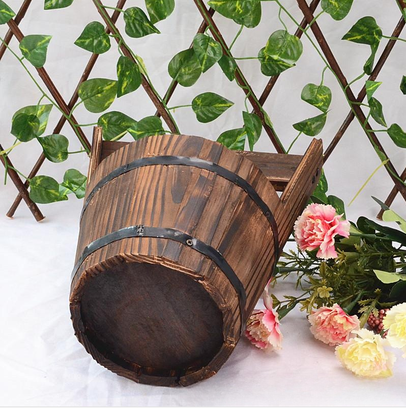 Classic garden flower pots with wood look Bowlift