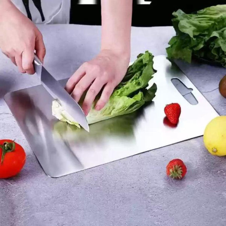 BowLift | TitanPro – High-quality cutting board made of German stainless steel