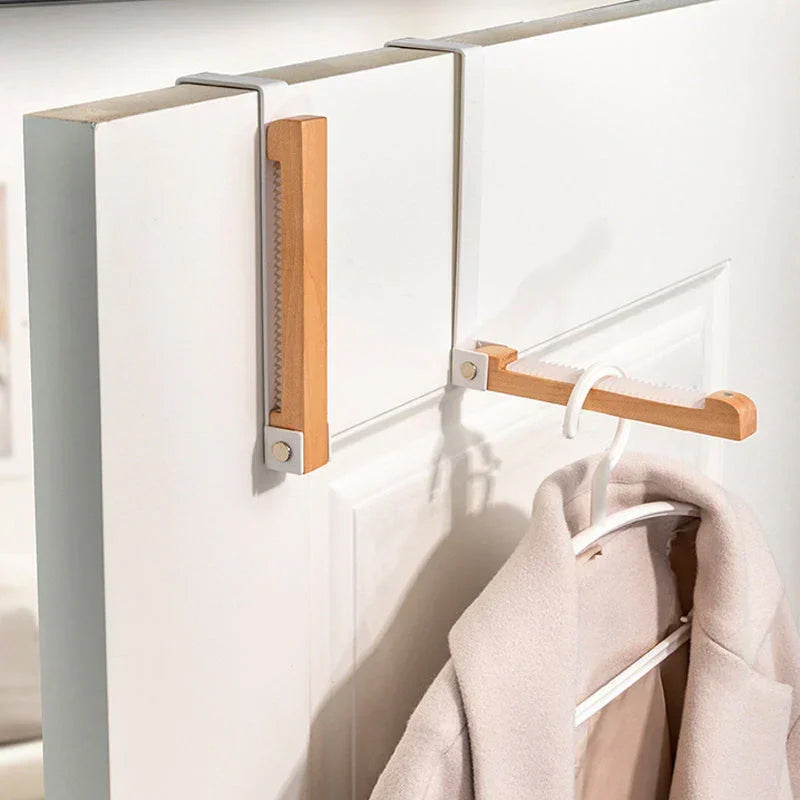 BowLift | HangClothes – The foldable premium door hook!