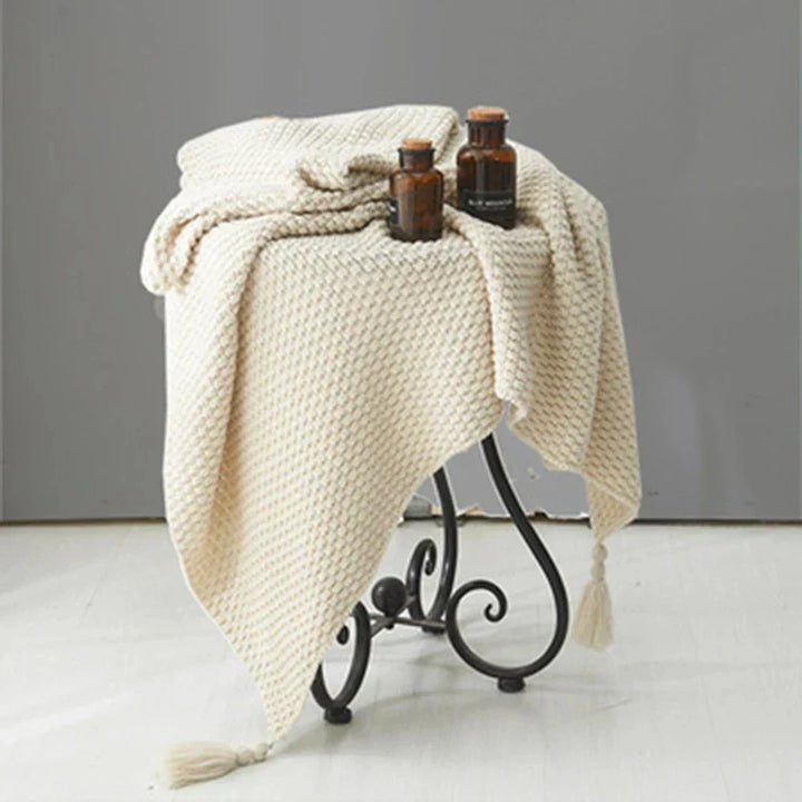 Handwoven Wool Blanket with Fringe Bowlift