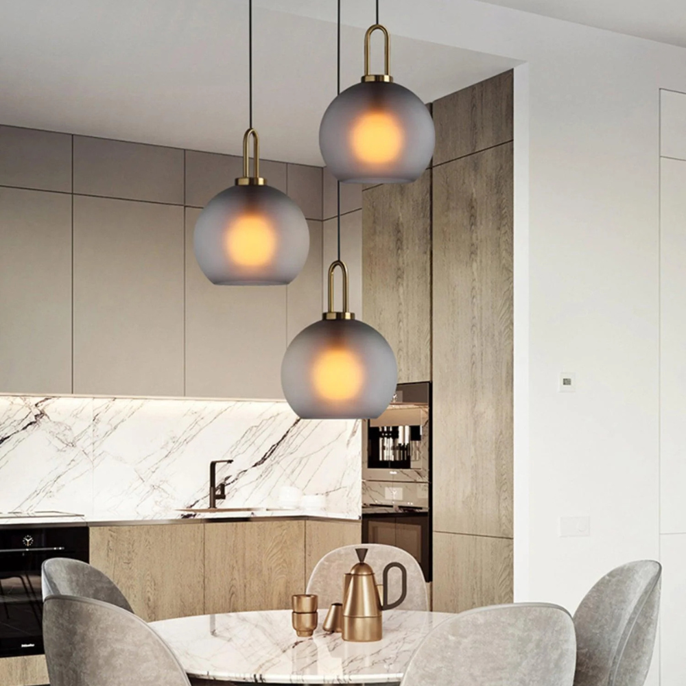 BowLift | Modern Atmospheric Glass Pendant Lamp for Dining Room and Kitchen