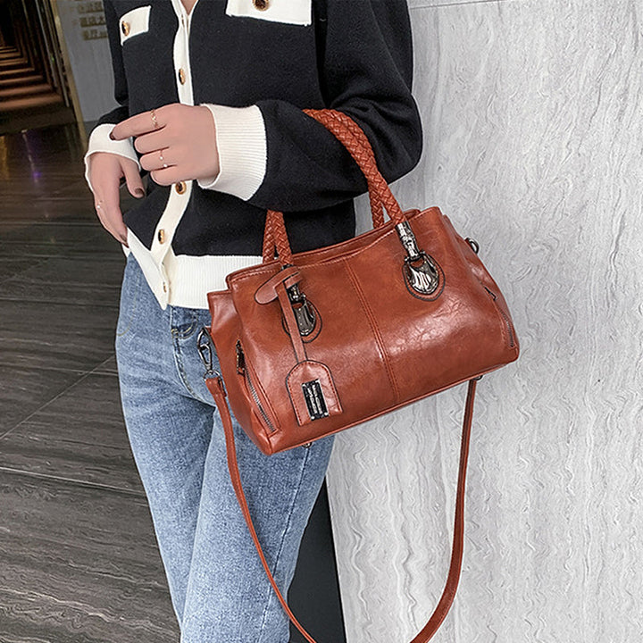 BowLift | New handbags made of oil wax leather Boston, large tote bag made of soft leather