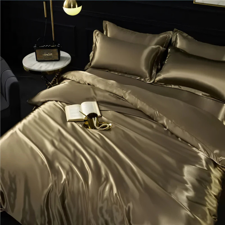 BowLift | Soft and Breathable Luxury Silk Duvet Cover