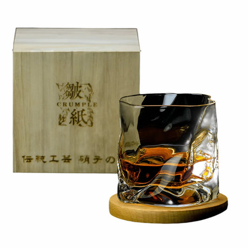 Whiskey glass in Edo Kiriko style – Handcut with unique crumple design | Bowlift