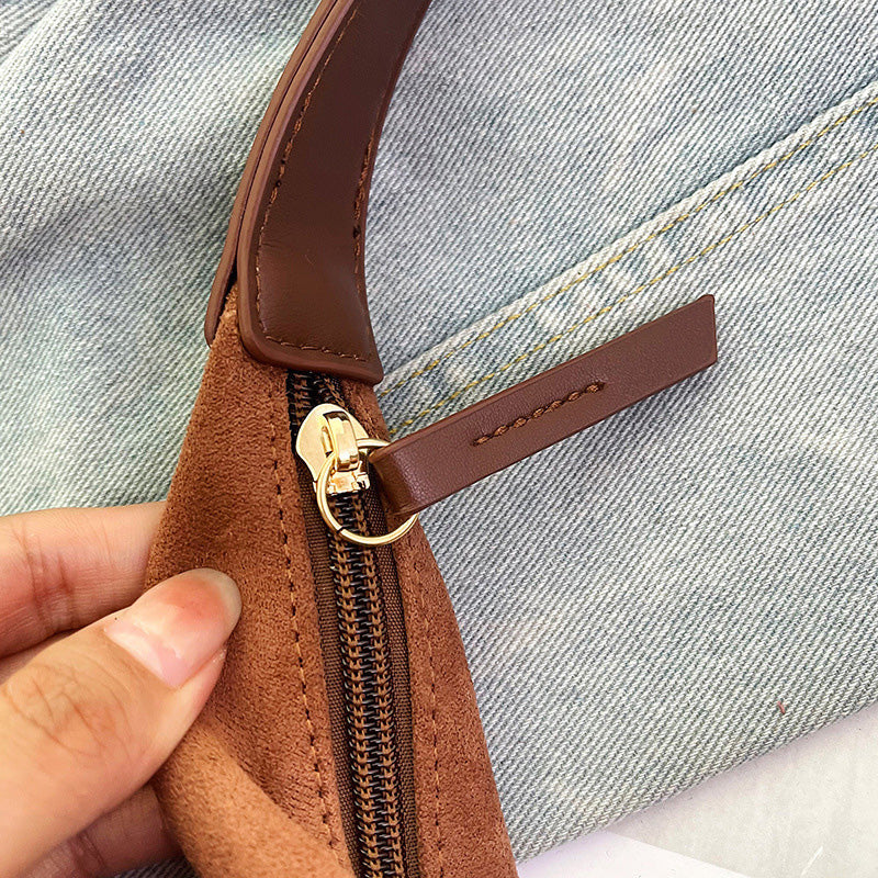 BowLift | Suede messenger bag with large capacity
