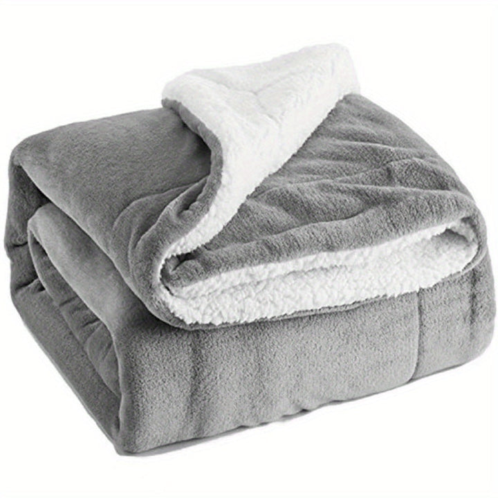 BowLift | Chic Sherpa Fleece Blanket for Optimal Comfort