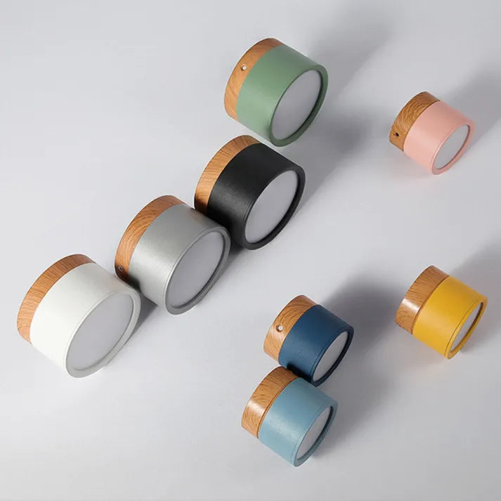 BowLift | Minimalist ceiling lamp with LED glow