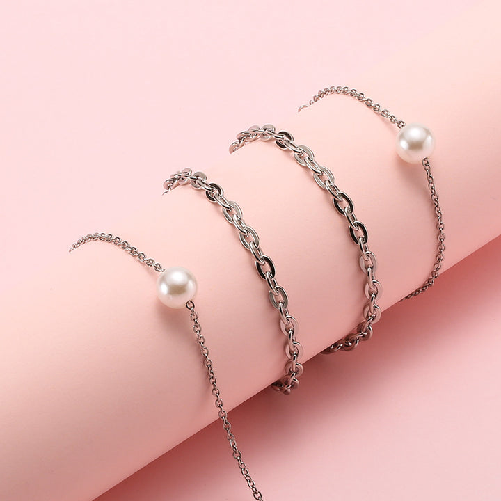 Pearl-Accented Eyewear Chain Bowlift