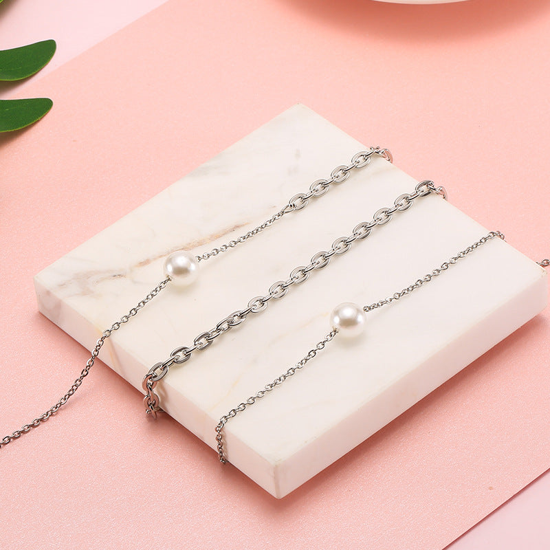 Pearl-Accented Eyewear Chain Bowlift