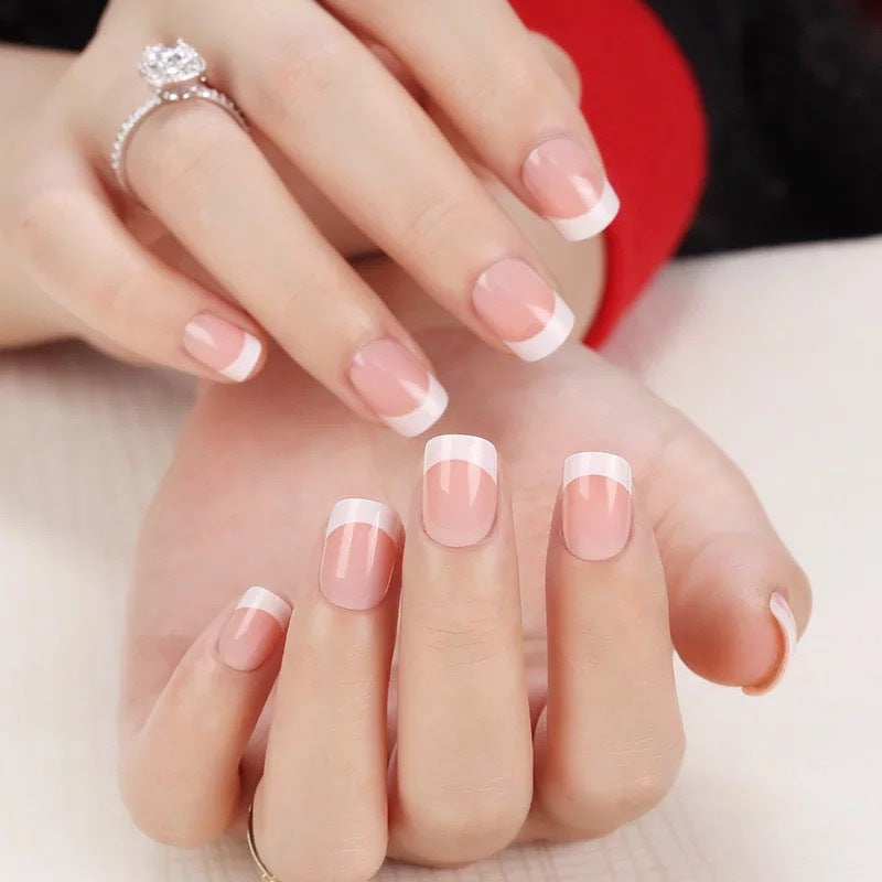 Fashionable butterfly design artificial nails Bowlift