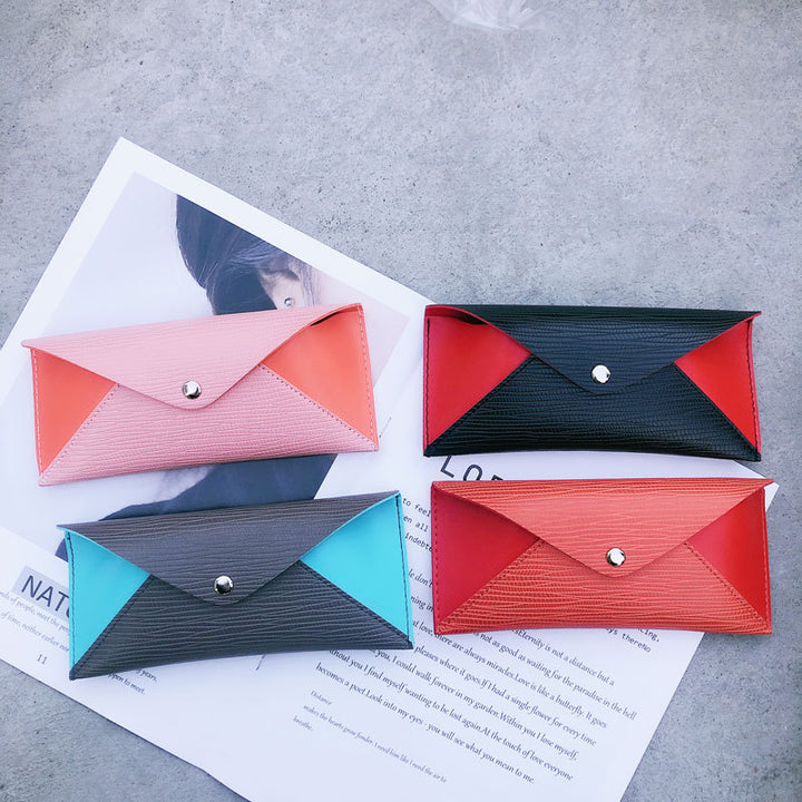 Chic Leather Wallet Bowlift