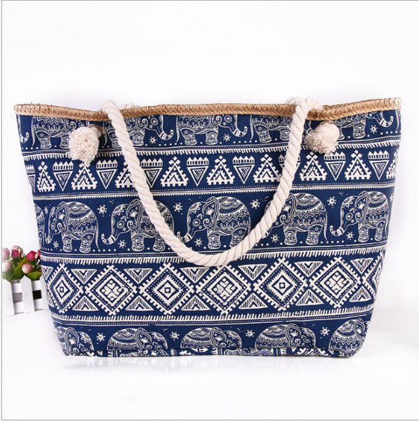 Practical and Stylish Beach Bag Bowlift
