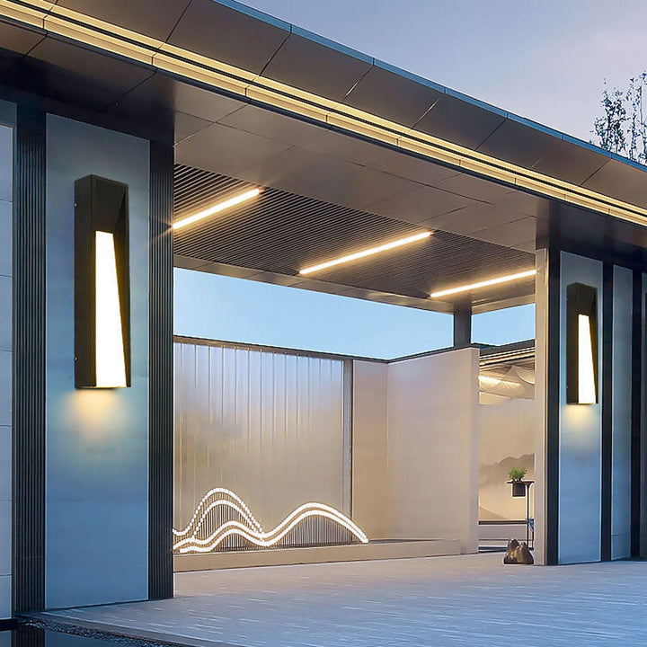 Waterproof Simple Strip Design LED Outdoor Wall Sconce Lamp | Bowlift