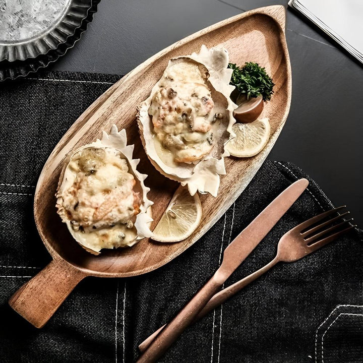 BowLift | Leaf-Shaped Wooden Serving Plate