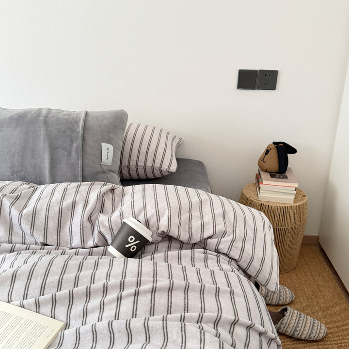 Striped milk fiber fleece bedding set, warming