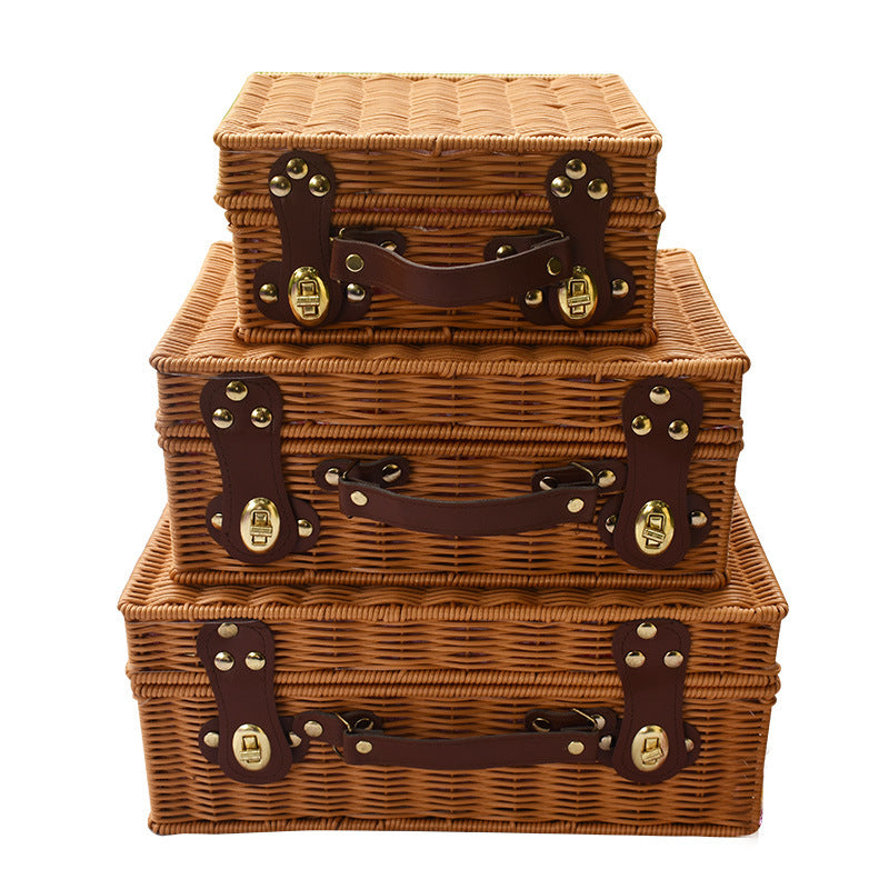 Elegant Handwoven Picnic Basket Bowlift