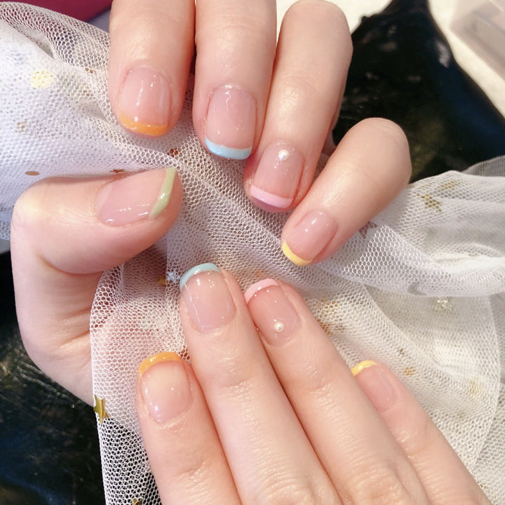 Creative Nail Art with Pastel Colors Bowlift