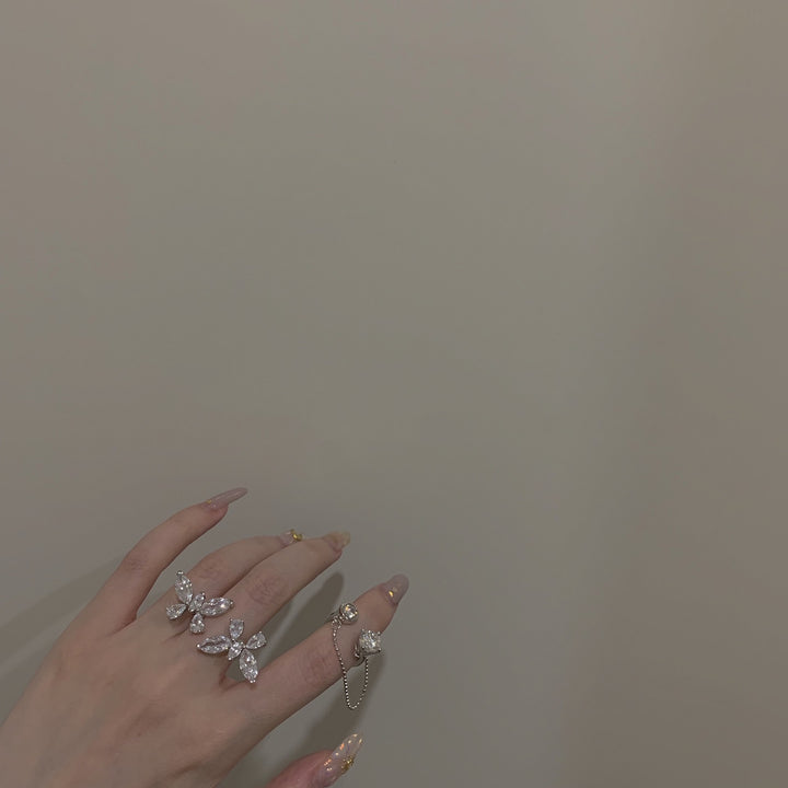 Elegant Butterfly-Inspired Adjustable Ring Bowlift