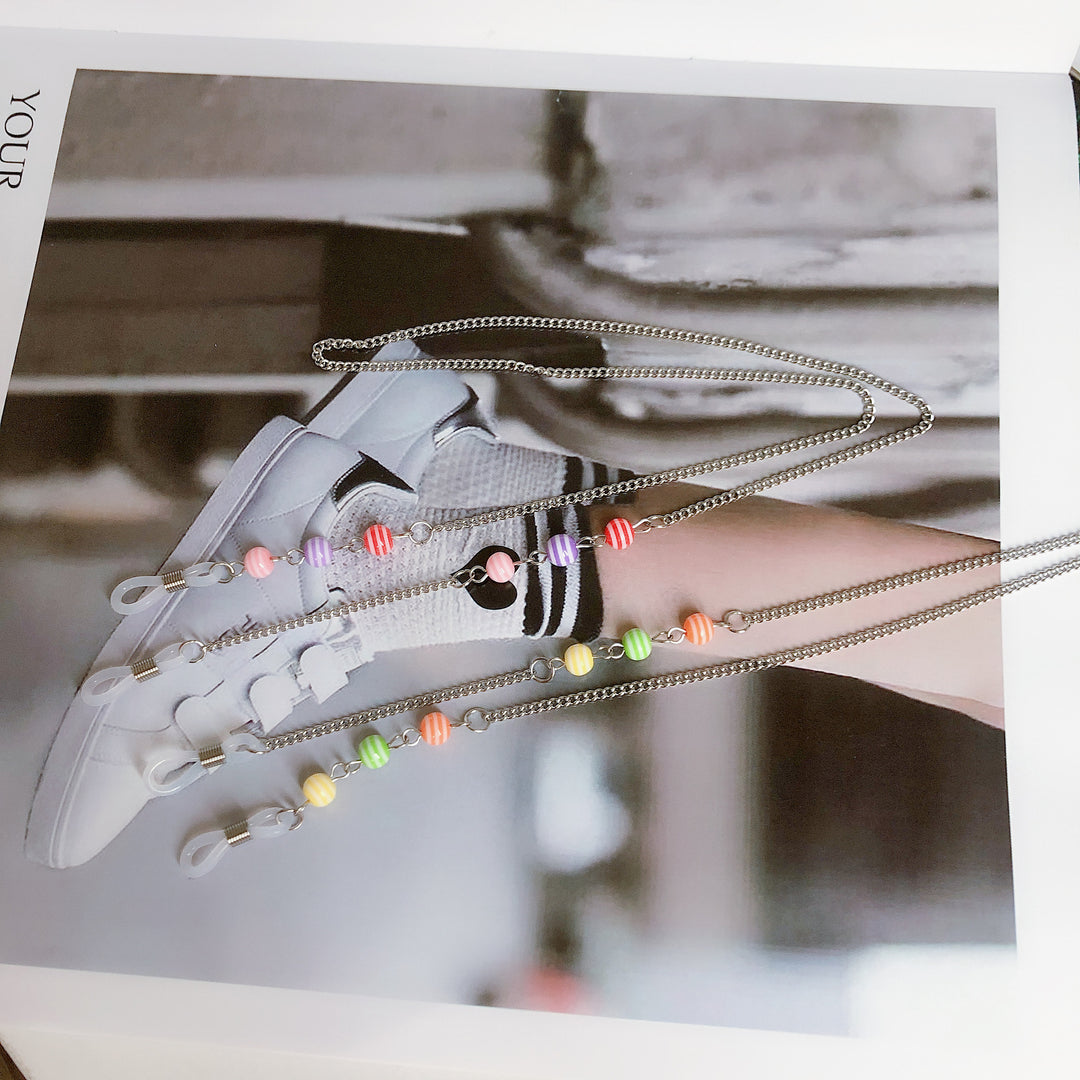 Trendy Beaded Eyewear Chain Bowlift