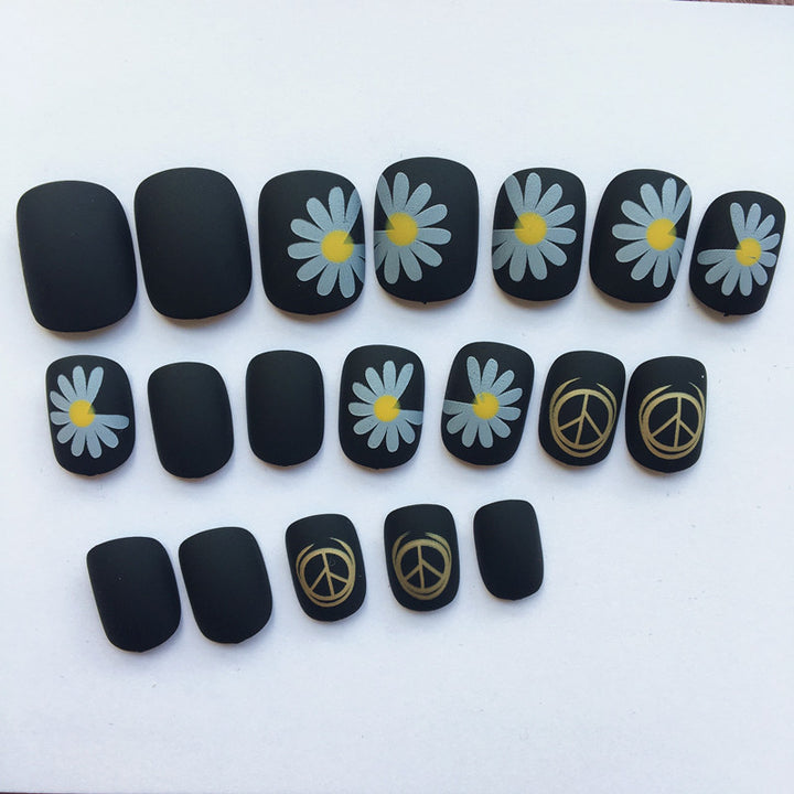 Artificial nails with floral design and matte finish Bowlift