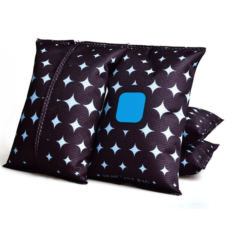 Color-changing silicone desiccant bag against moisture