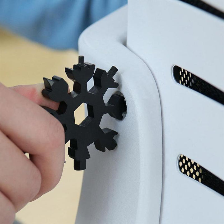 Saker 18-in-1 Snowflake Multi-Tool | Bowlift