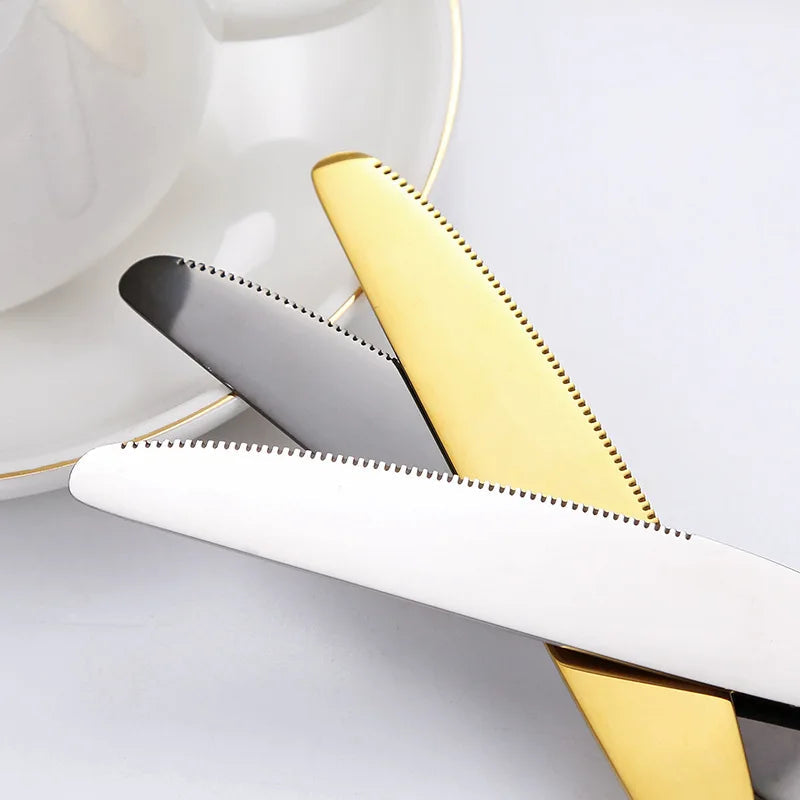 BowLift | 30-Piece Luxury Golden Cutlery Set