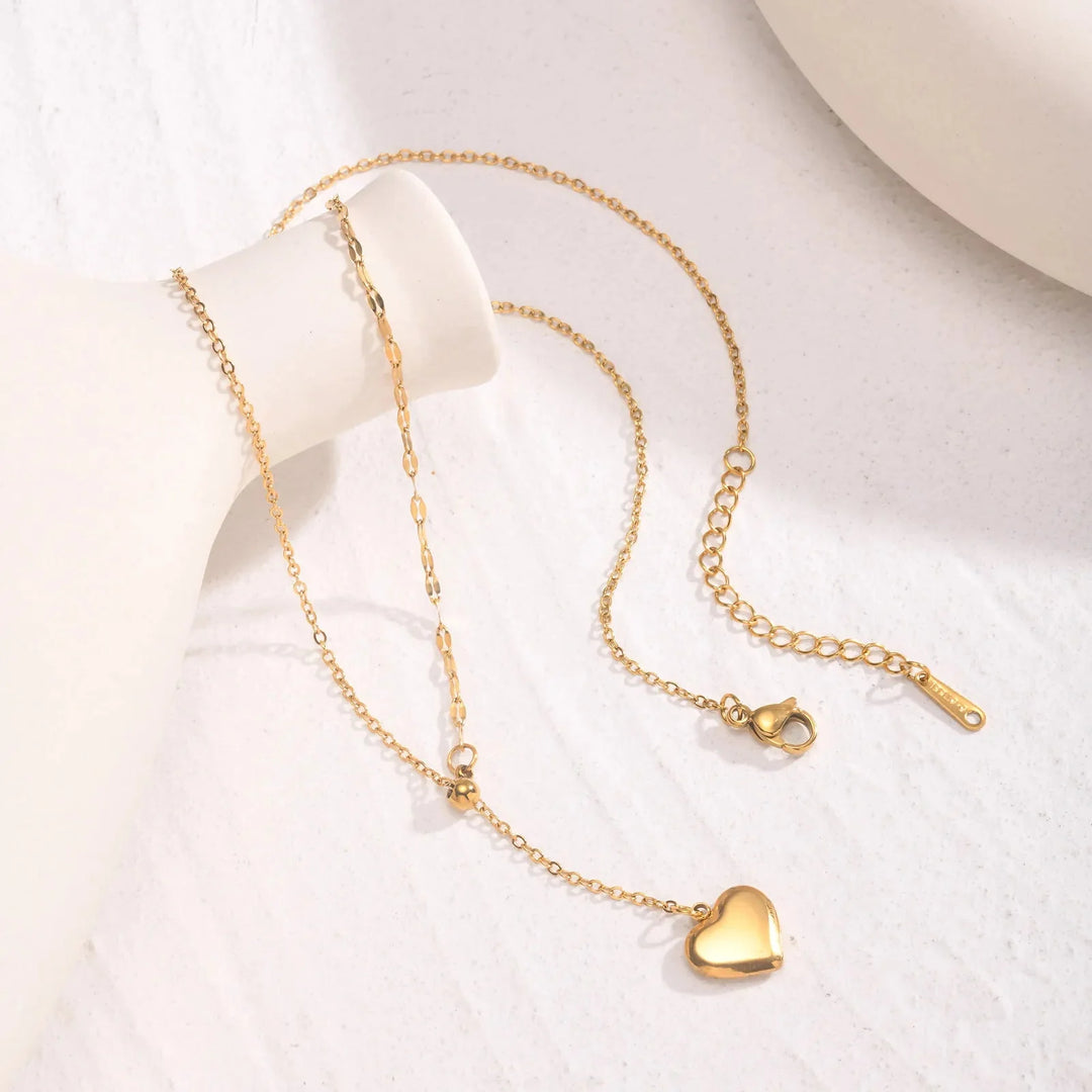 BowLift | 14k Dainty Feminine Heart Dangle Necklace