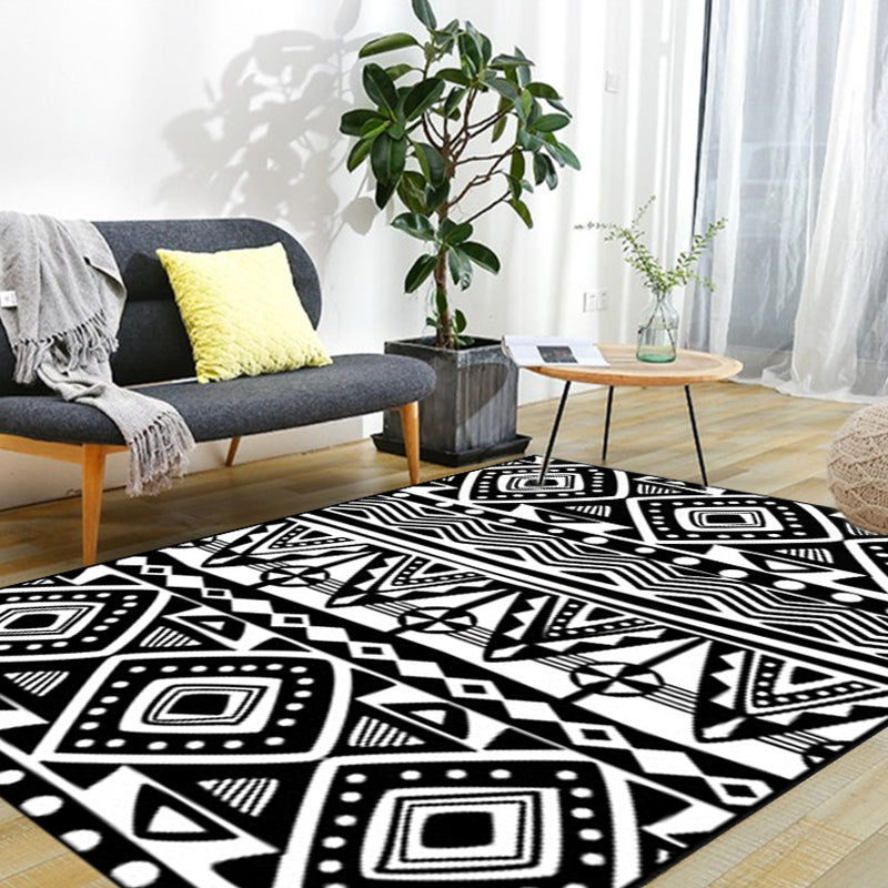BowLift | Black Carpet Zuido Western Tribal Americana Diamond Geometric Flooring Area Rug Polyester Non-Slip Pet-Friendly Rug