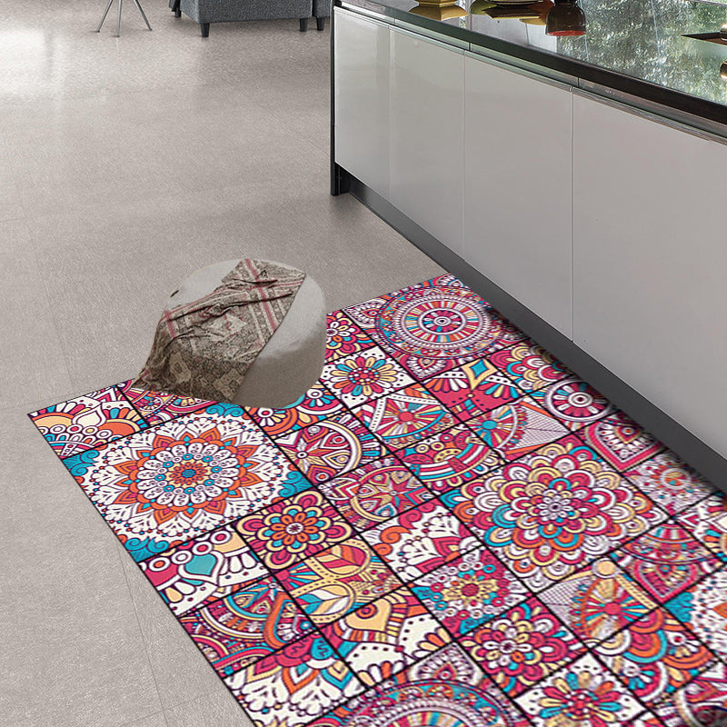 BowLift | Mediterranean-Moroccan diamond pattern multicolored floral square rug made of polyester non-slip mat for the living room
