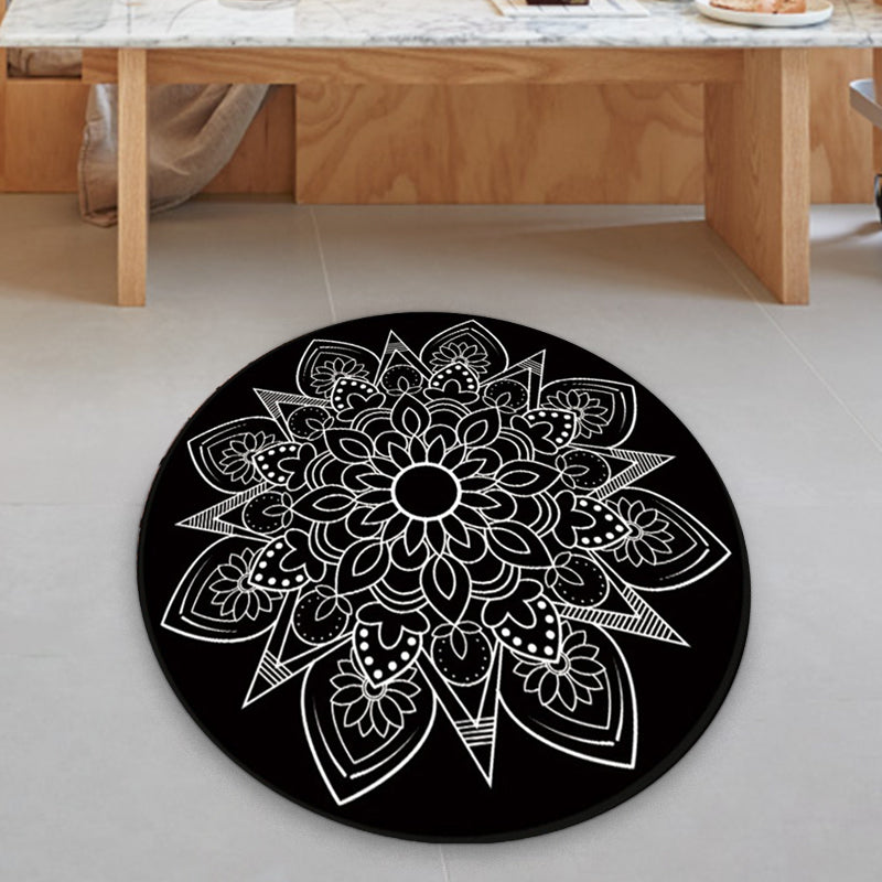 BowLift | Tribal Medallion Rug Black and White Southwest Rug Polyester Washable Area Rug for Living Room