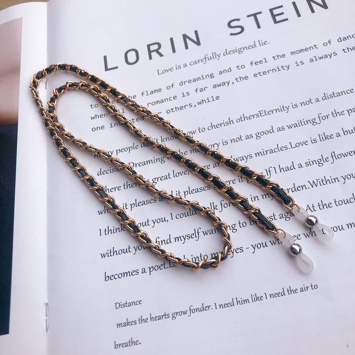 Stylish Twisted Metal Eyewear Chain Bowlift