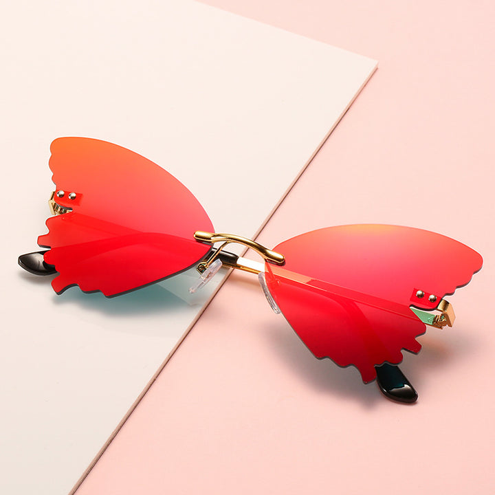 Butterfly-Shape Statement Sunglasses Bowlift