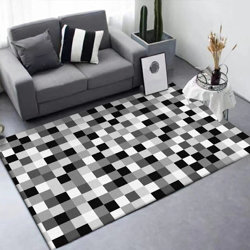 Contemporary modern rug in black and white with a small damage pattern polyester rug pet-friendly rug for home decor | Bowlift