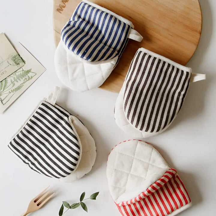 BowLift | Striped Heat-Resistant Kitchen Mitts