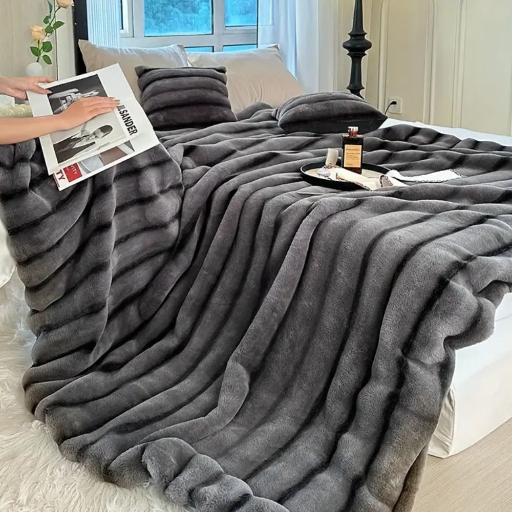 BowLift | Ruched Faux Rabbit Fur Blanket