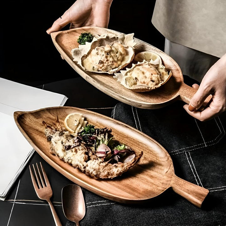 BowLift | Leaf-Shaped Wooden Serving Plate
