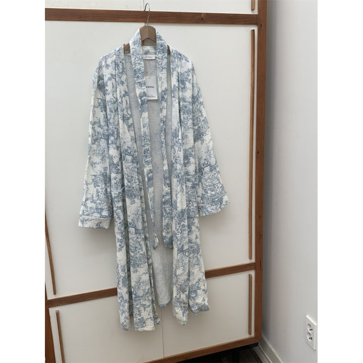 Coral fleece bathrobe for ladies