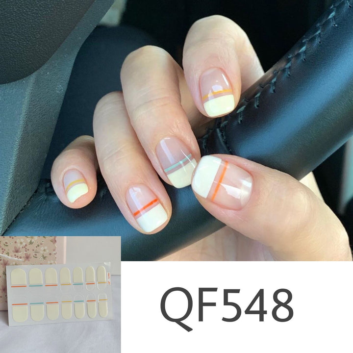 Artificial nail art with star design Bowlift