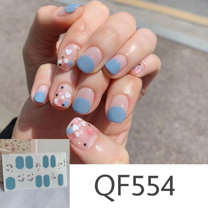Artificial nail art with star design Bowlift