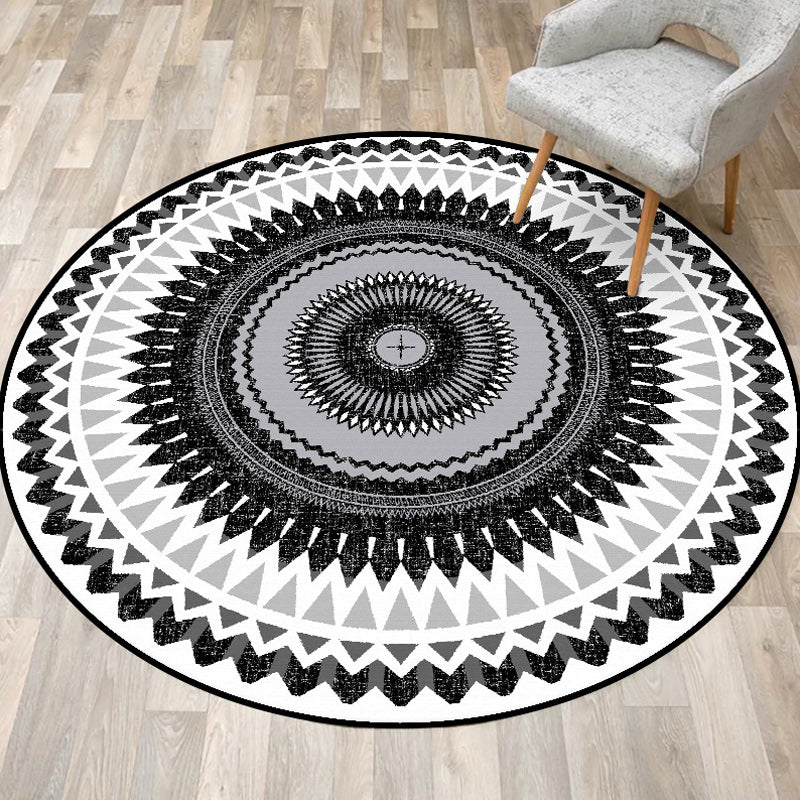 BowLift | Vintage concentric circles pattern rug white and black tribal rug polyester washable non-slip backing rug for living room