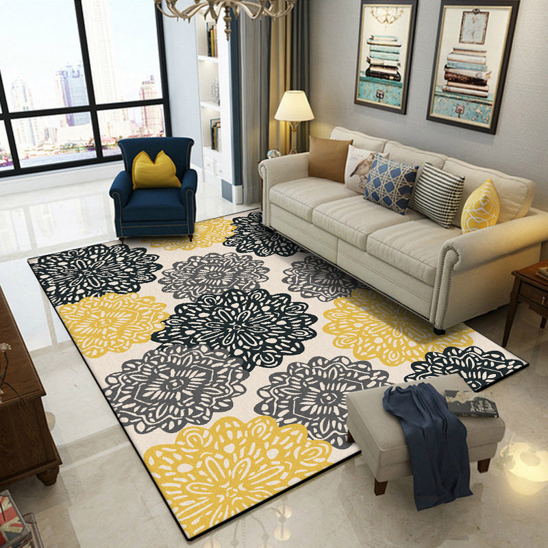 BowLift | Vintage Floral Pattern Rug White and Yellow Polyester Rug Machine Washable Nonslip Area Rug for Bedroom